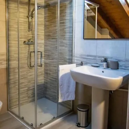 180° On The بيلا