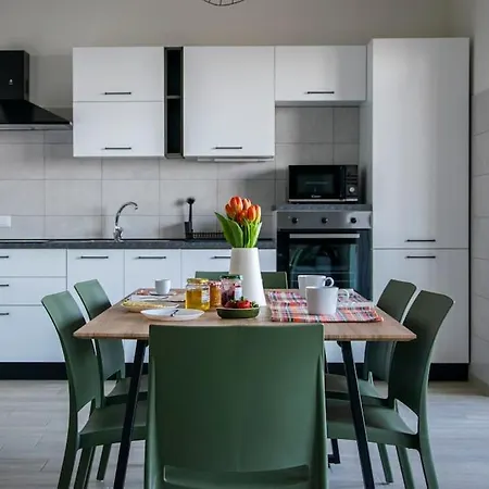 Apartman 180° On The *