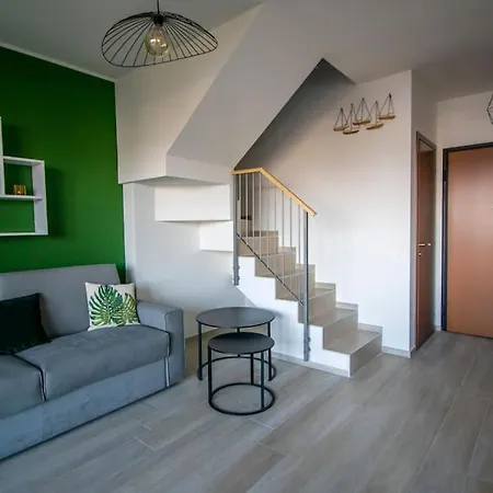 180° On The * Pella