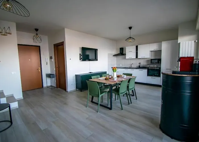 Apartment 180° On The